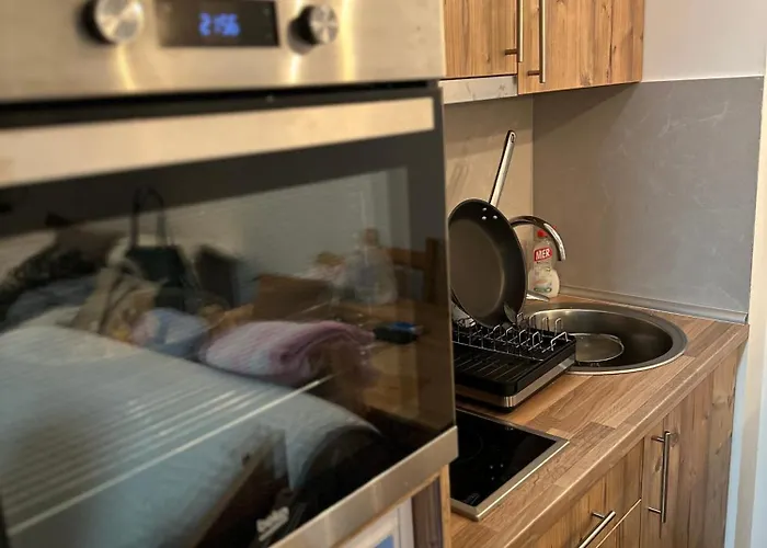 아파트 Avala Terrace & Pool View, Titova