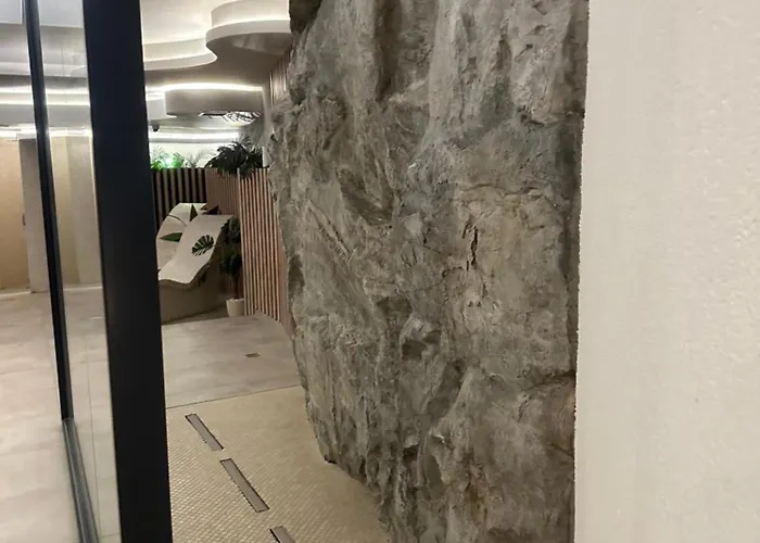 Avala Terrace & Pool View, Titova 아파트