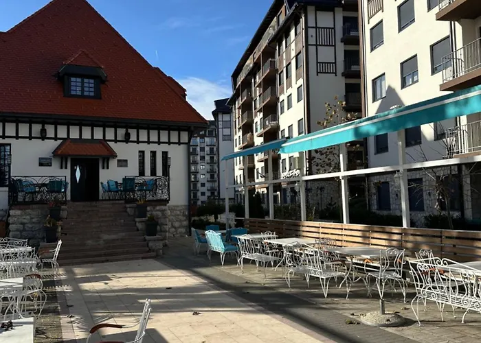 Avala Terrace & Pool View, Titova