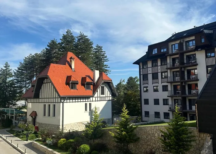 Avala Terrace & Pool View, Titova * 즐라티보